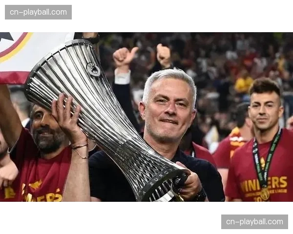 罗马3-0完胜比萨，保持欧战席位希望